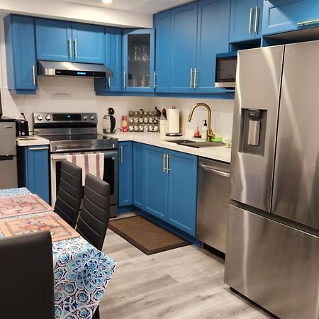 2 Bedrooms 2 Washrooms 2 Parking Spots Basement Apartment Newmarket Εξωτερικό φωτογραφία