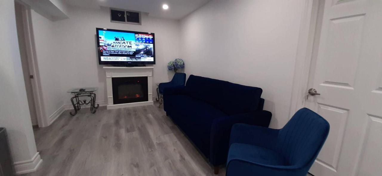 2 Bedrooms 2 Washrooms 2 Parking Spots Basement Apartment Newmarket Εξωτερικό φωτογραφία