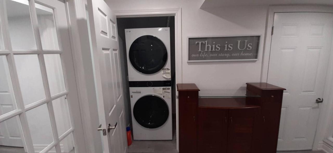 2 Bedrooms 2 Washrooms 2 Parking Spots Basement Apartment Newmarket Εξωτερικό φωτογραφία