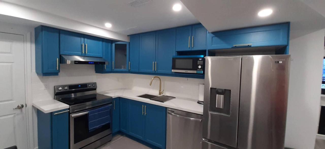 2 Bedrooms 2 Washrooms 2 Parking Spots Basement Apartment Newmarket Εξωτερικό φωτογραφία